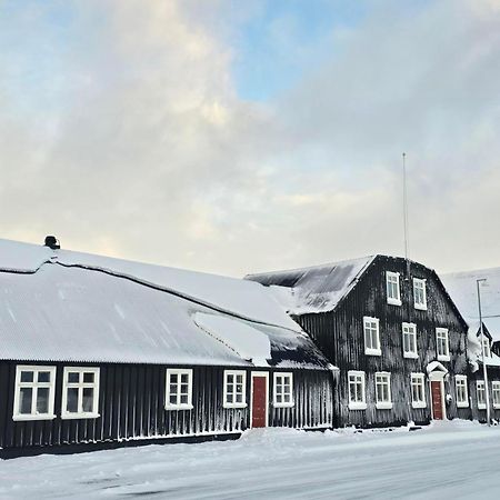 Bryggjan Boutique Hotel อาคูเรย์รี ภายนอก รูปภาพ
