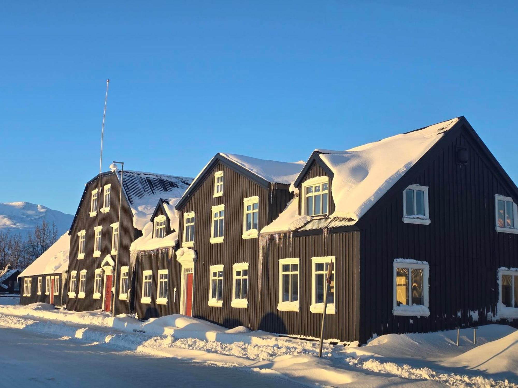 Bryggjan Boutique Hotel อาคูเรย์รี ภายนอก รูปภาพ